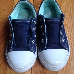 Cat and Jack sneakers size 8